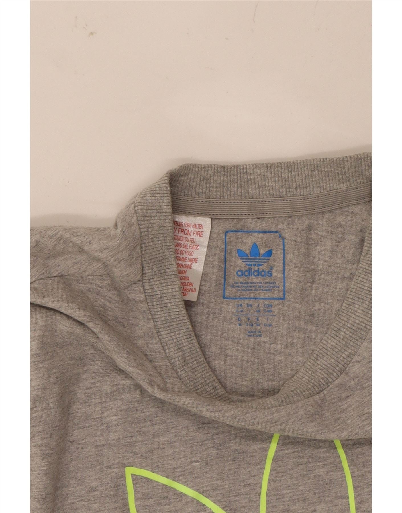 ADIDAS Boys Graphic T-Shirt Top 13-14 Years Grey Cotton Vintage Adidas and Second-Hand Adidas from Messina Hembry