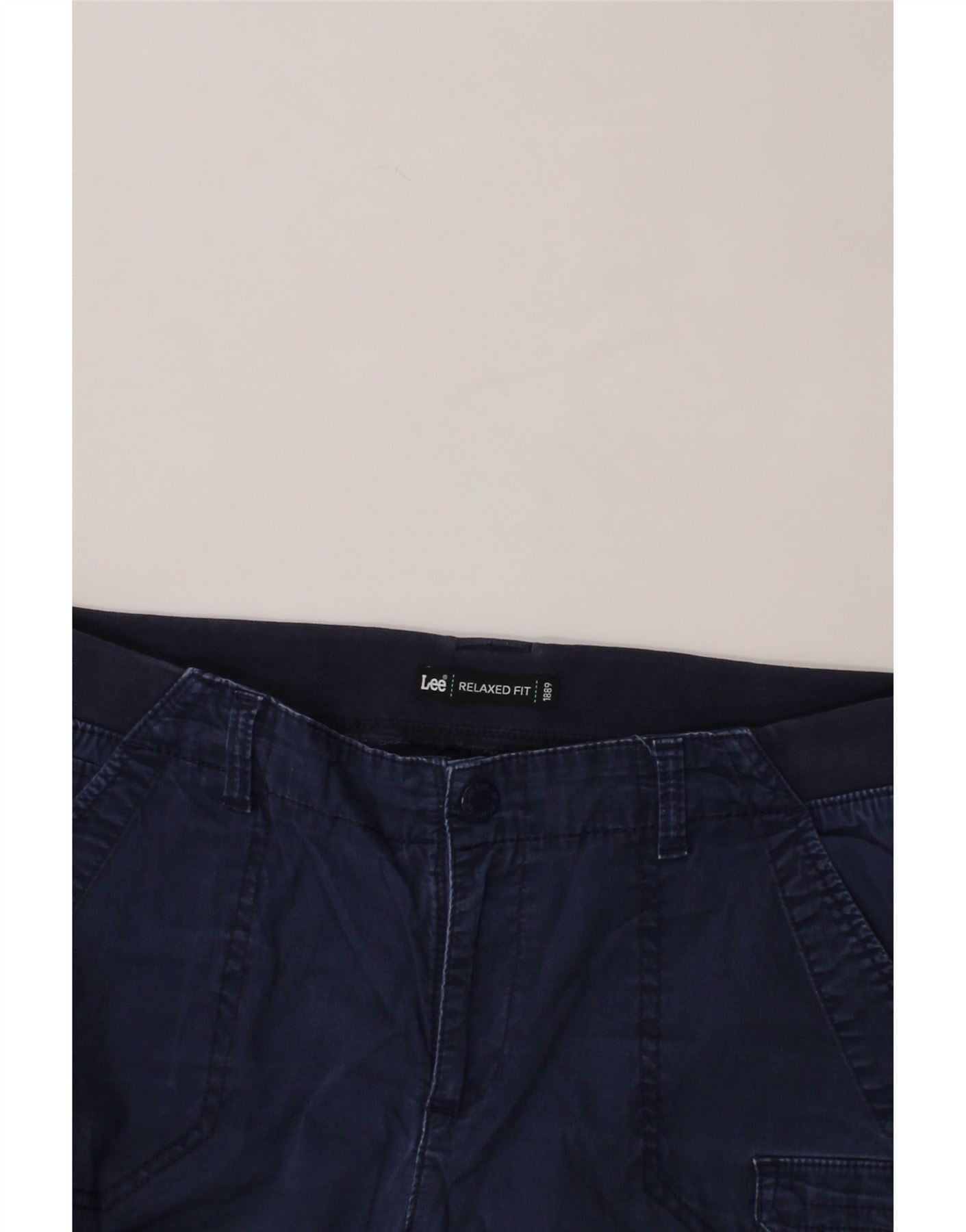 LEE Womens Relaxed Fit Capri Trousers W34 L20 Navy Blue Vintage Lee and Second-Hand Lee from Messina Hembry