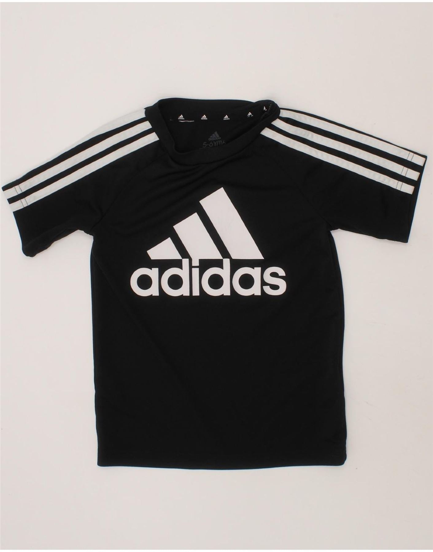ADIDAS Boys Aeroready Graphic T-Shirt Top 5-6 Years Black Polyester Vintage Adidas and Second-Hand Adidas from Messina Hembry