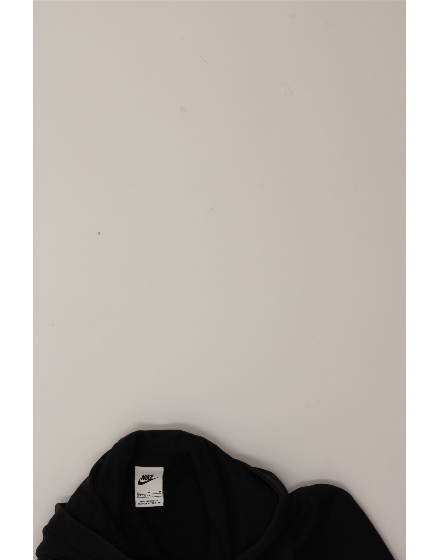 NIKE Boys Graphic Hoodie Jumper 10-11 Years Medium Black Cotton Vintage Nike and Second-Hand Nike from Messina Hembry