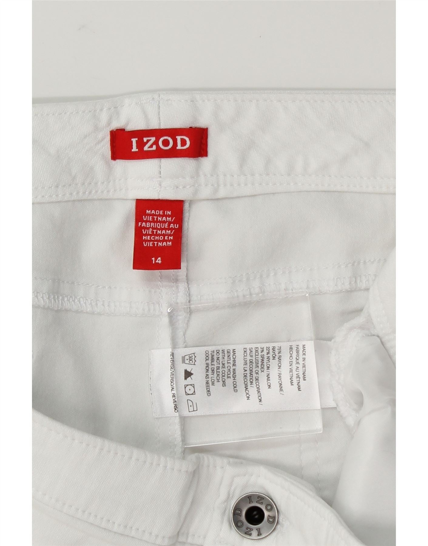 IZOD Womens Slim Capri Trousers US 14 XL W34 L20 White Rayon Vintage Izod and Second-Hand Izod from Messina Hembry
