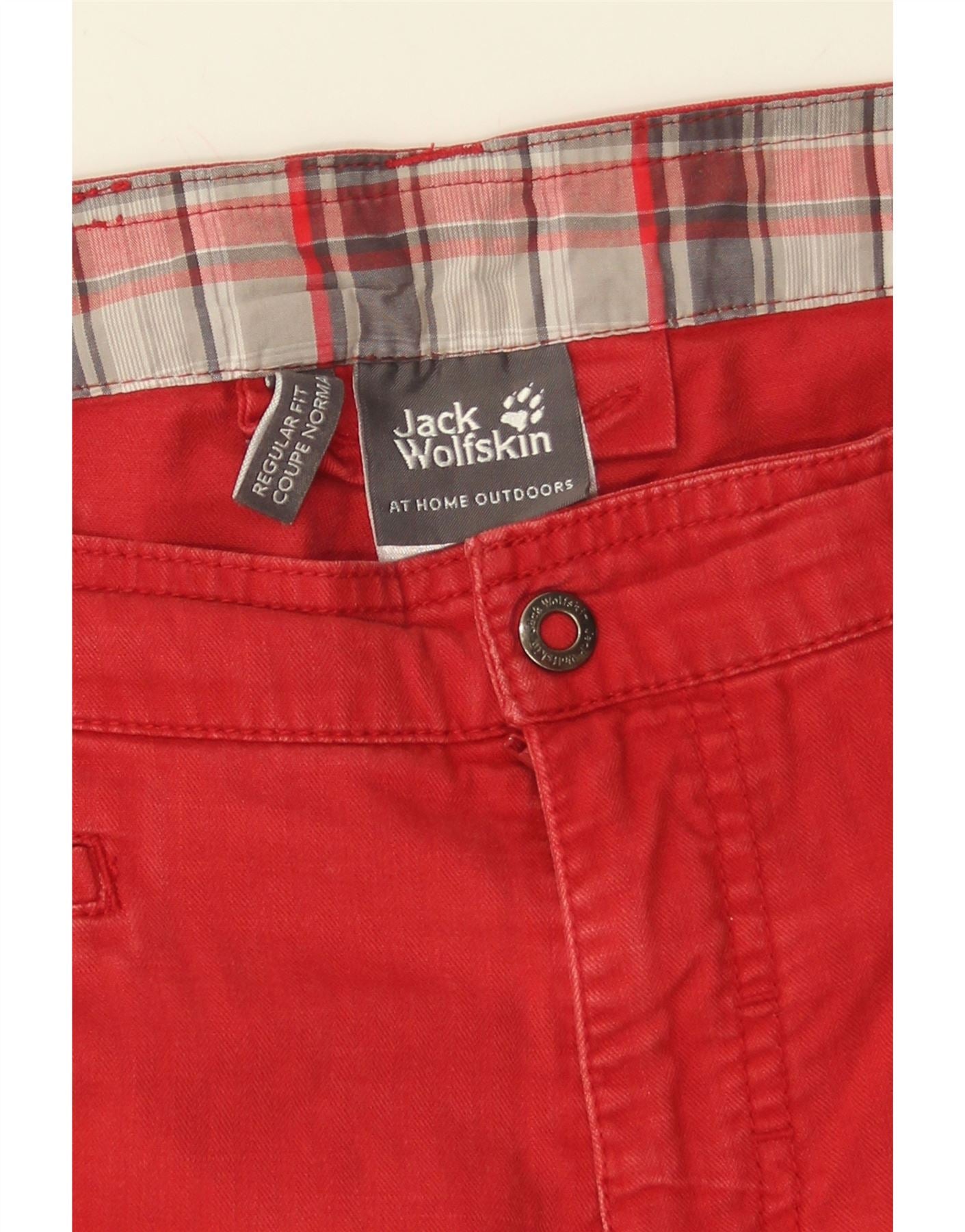 JACK WOLFSKIN Mens Regular Fit Cargo Shorts W42 2XL Red Cotton Vintage Jack Wolfskin and Second-Hand Jack Wolfskin from Messina Hembry