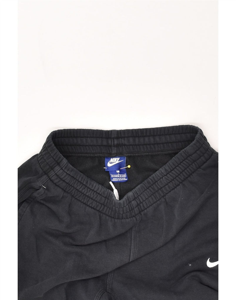 NIKE Boys Tracksuit Trousers 12-13 Years Black Cotton | Vintage Nike | Thrift | Second-Hand Nike | Used Clothing | Messina Hembry 