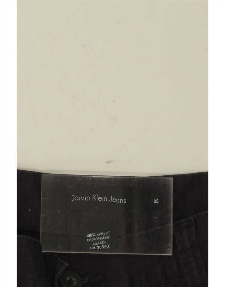 CALVIN KLEIN Mens Cargo Shorts W32 Medium Navy Blue Check Cotton Vintage Calvin Klein and Second-Hand Calvin Klein from Messina Hembry 