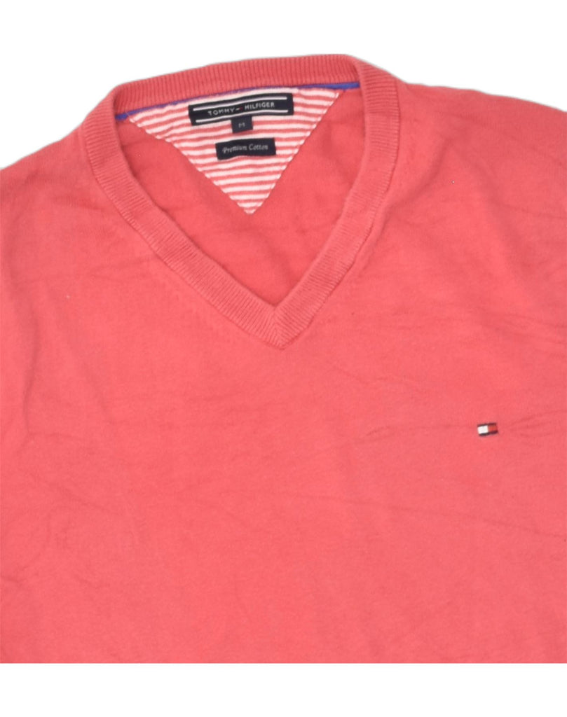 TOMMY HILFIGER Mens V-Neck Jumper Sweater Medium Pink Cotton | Vintage Tommy Hilfiger | Thrift | Second-Hand Tommy Hilfiger | Used Clothing | Messina Hembry 