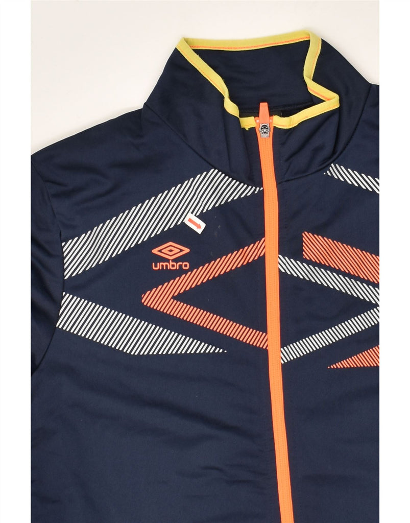 UMBRO Boys Graphic Tracksuit Top Jacket 15-16 Years Navy Blue Polyester | Vintage Umbro | Thrift | Second-Hand Umbro | Used Clothing | Messina Hembry 