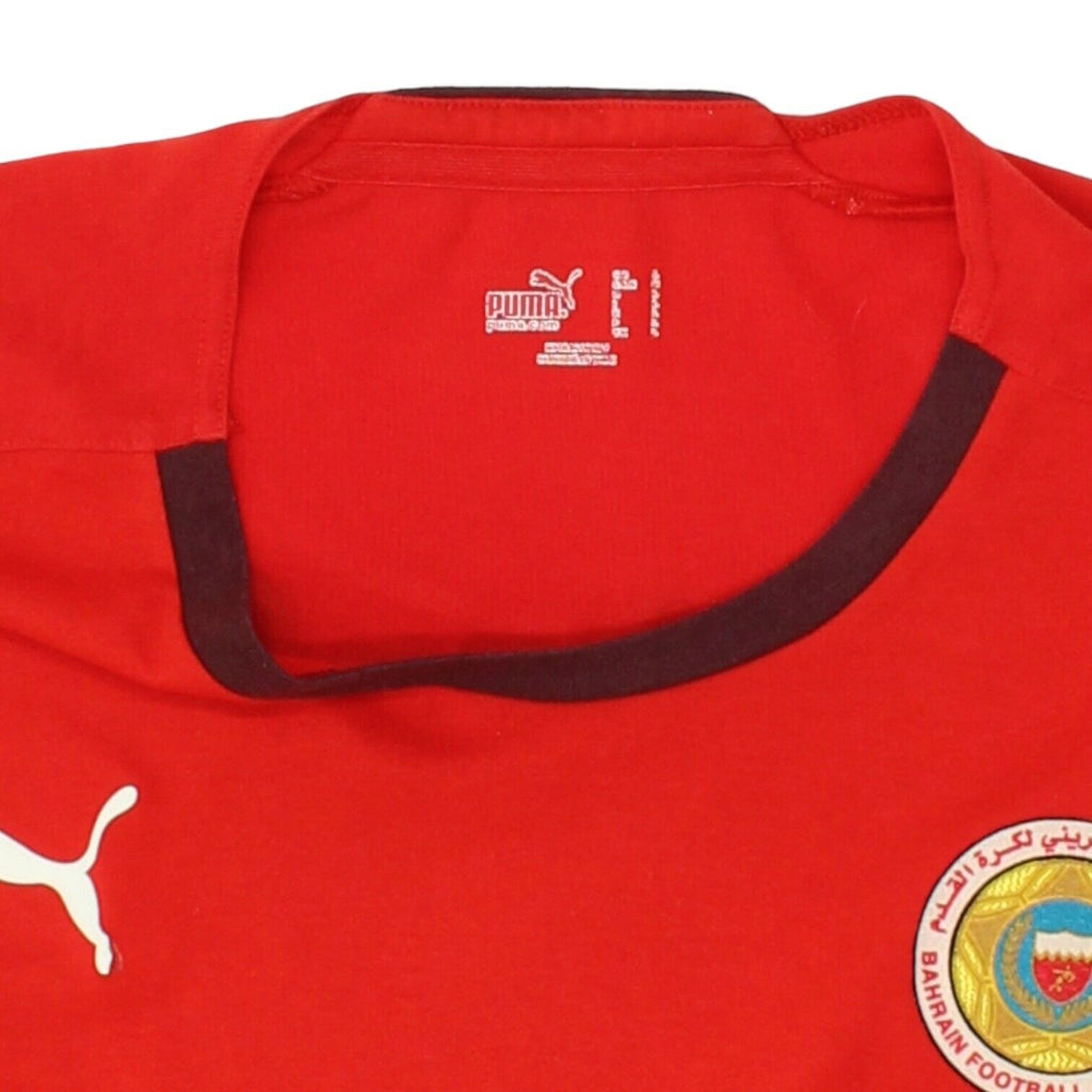 Bahrain Mens Red Puma Crew Neck Tshirt | International Football Sportswear VTG | Vintage Messina Hembry | Thrift | Second-Hand Messina Hembry | Used Clothing | Messina Hembry 