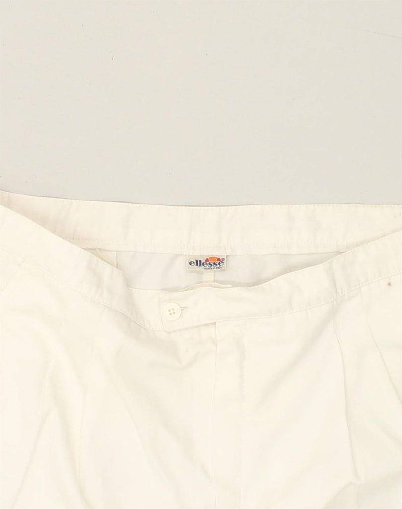 ELLESSE Womens Casual Shorts IT 52 2XL W34 White | Vintage Ellesse | Thrift | Second-Hand Ellesse | Used Clothing | Messina Hembry 