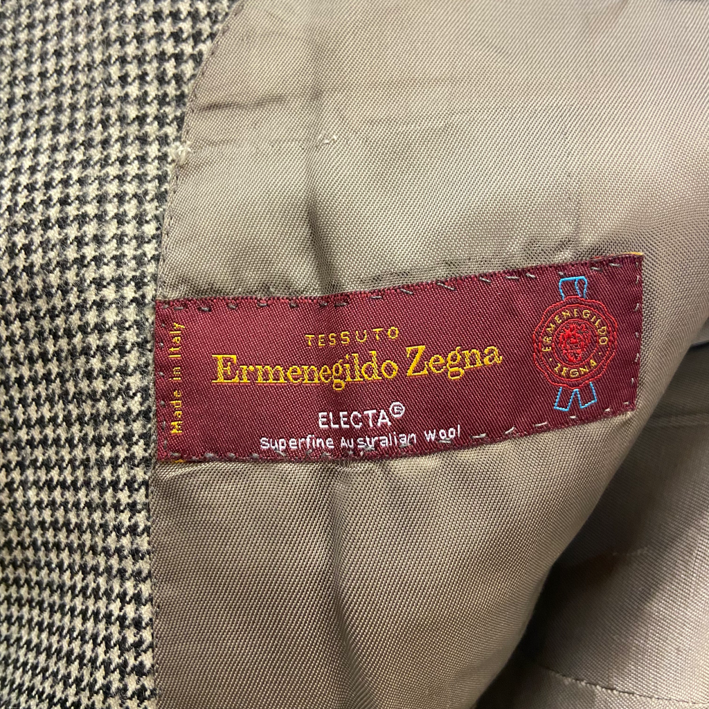 Ermenegildo Zegna Houndstooth Blazer Jacket | Vintage Designer Grey Suit VTG | Vintage Messina Hembry | Thrift | Second-Hand Messina Hembry | Used Clothing | Messina Hembry 