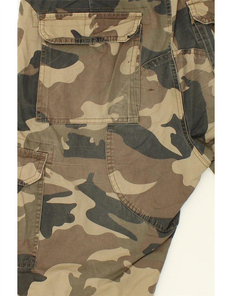 VINTAGE Mens Cargo Shorts IT 50 Large W36 Khaki Camouflage | Vintage Vintage | Thrift | Second-Hand Vintage | Used Clothing | Messina Hembry 