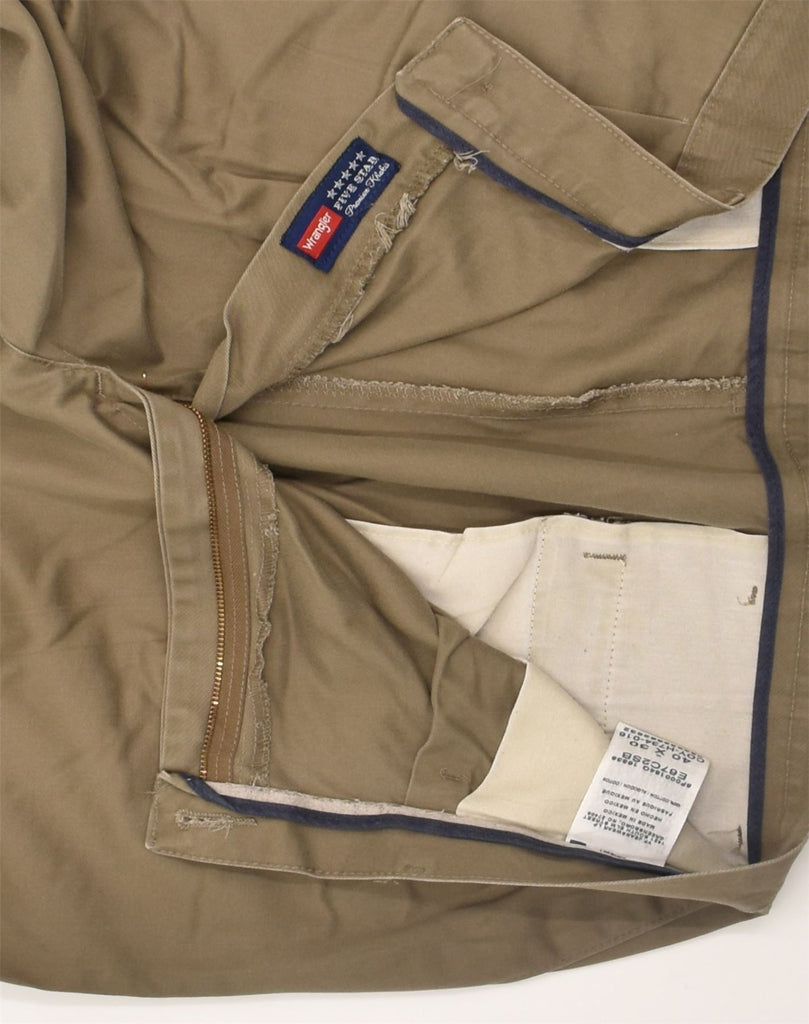 WRANGLER Mens Pegged Casual Trousers W40 L30 Khaki Cotton | Vintage Wrangler | Thrift | Second-Hand Wrangler | Used Clothing | Messina Hembry 