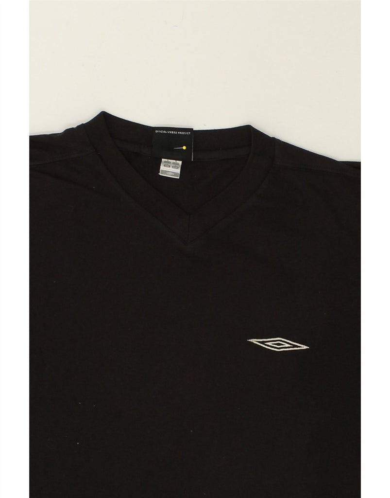 UMBRO Mens T-Shirt Top Small Black Cotton Vintage Umbro and Second-Hand Umbro from Messina Hembry 