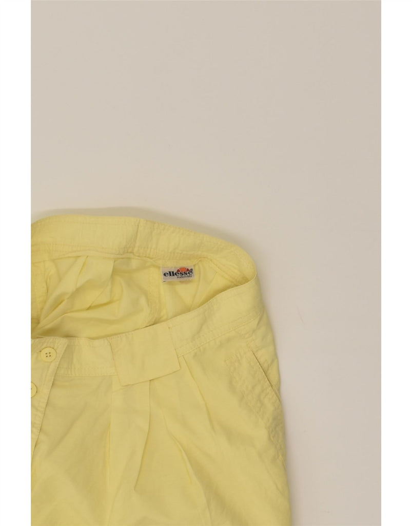 ELLESSE Womens Pegged Casual Shorts US 8 Medium W25  Yellow Cotton | Vintage Ellesse | Thrift | Second-Hand Ellesse | Used Clothing | Messina Hembry 