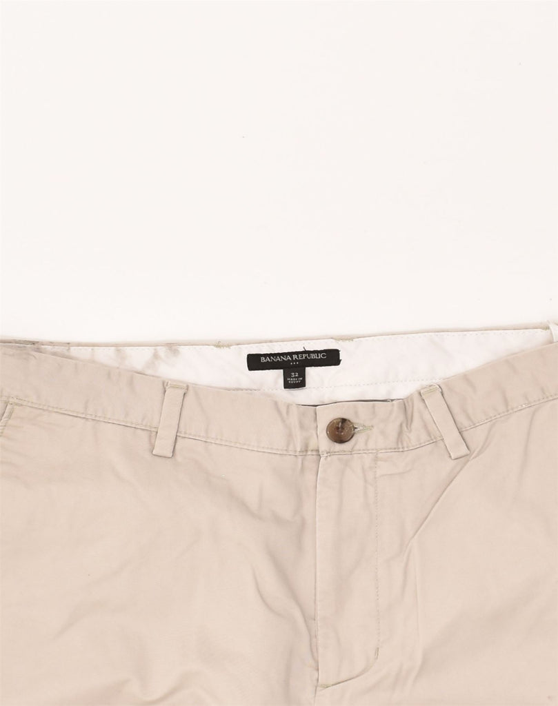 BANANA REPUBLIC Mens Chino Shorts W32 Medium Grey Cotton | Vintage Banana Republic | Thrift | Second-Hand Banana Republic | Used Clothing | Messina Hembry 