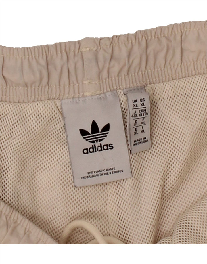 ADIDAS Mens Sport Shorts XL  White Polyester Vintage Adidas and Second-Hand Adidas from Messina Hembry 