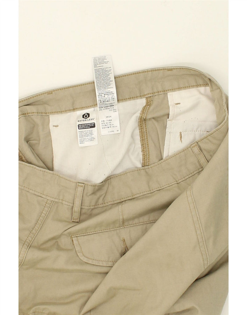 LEVI'S Mens Cargo Shorts W34 Large Beige Cotton | Vintage Levi's | Thrift | Second-Hand Levi's | Used Clothing | Messina Hembry 