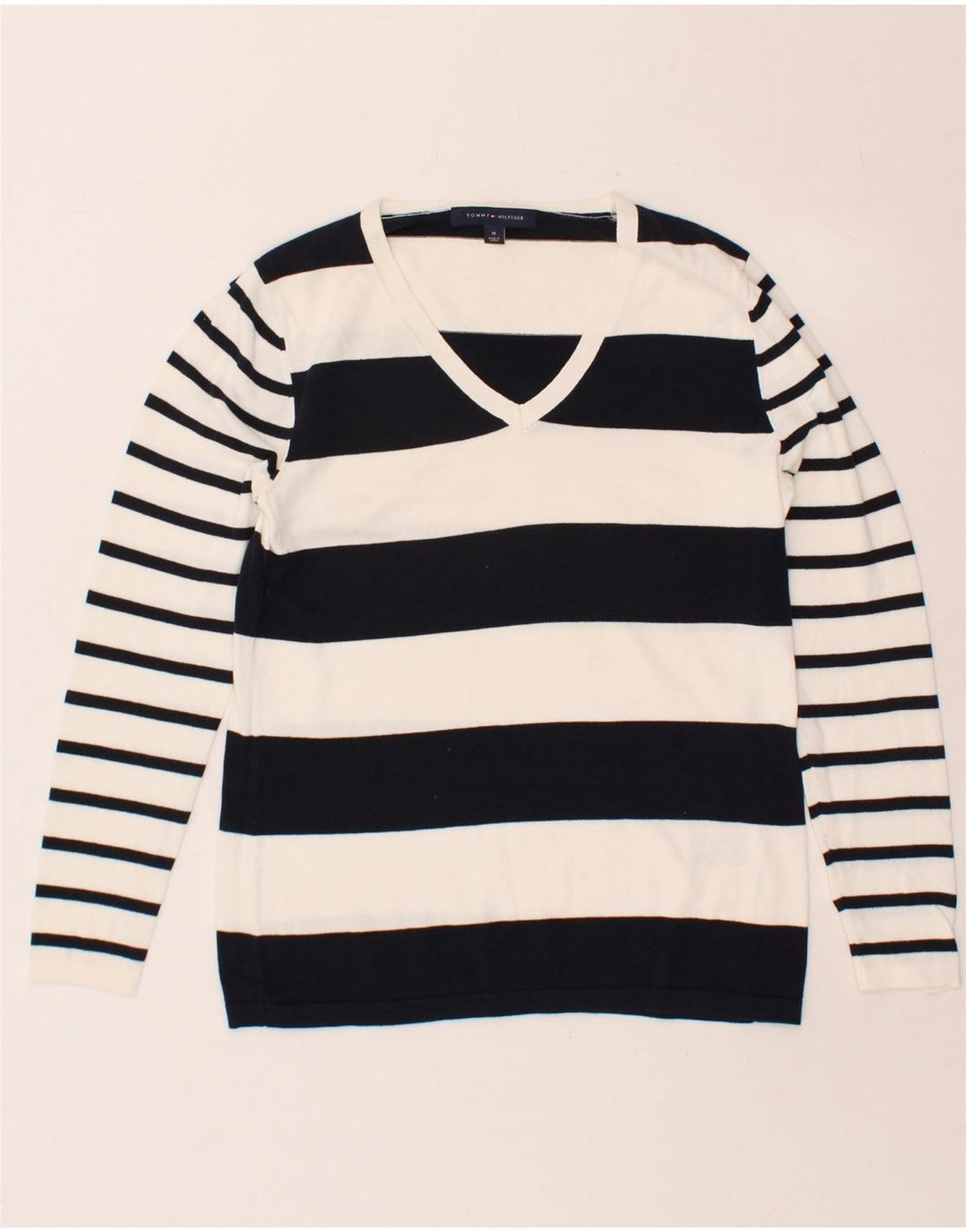 TOMMY HILFIGER Womens V-Neck Jumper Sweater UK 12 Medium White Striped Vintage Tommy Hilfiger and Second-Hand Tommy Hilfiger from Messina Hembry 