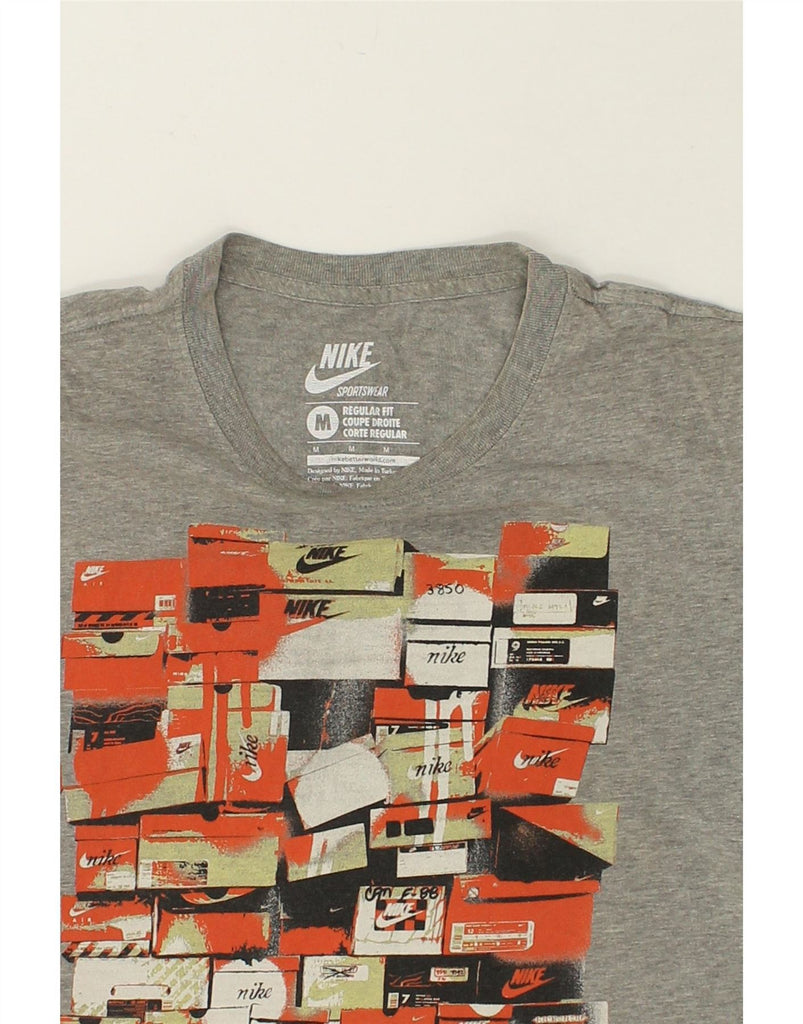 NIKE Mens Regular Fit Graphic T-Shirt Top Medium Grey Cotton Vintage Nike and Second-Hand Nike from Messina Hembry 