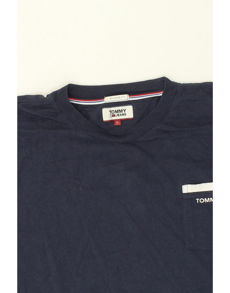 TOMMY HILFIGER Mens Relaxed Fit Graphic T-Shirt Top Large Navy Blue Cotton Vintage Tommy Hilfiger and Second-Hand Tommy Hilfiger from Messina Hembry 