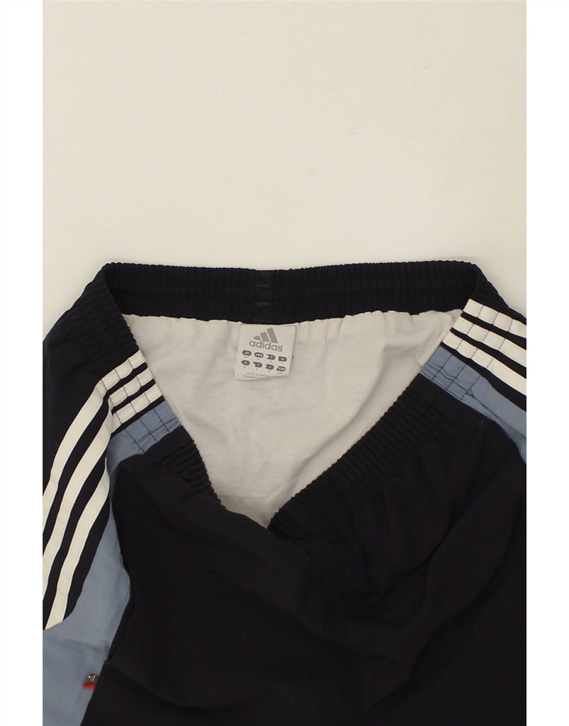 ADIDAS Mens Graphic Sport Shorts Medium Navy Blue Colourblock Polyester | Vintage Adidas | Thrift | Second-Hand Adidas | Used Clothing | Messina Hembry 