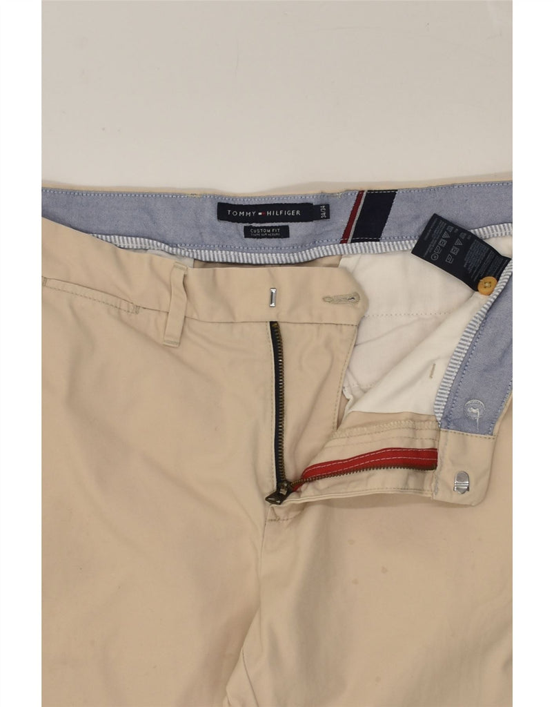 TOMMY HILFIGER Mens Slim Custom Fit Chino Trousers W34 L34 Beige Cotton | Vintage Tommy Hilfiger | Thrift | Second-Hand Tommy Hilfiger | Used Clothing | Messina Hembry 