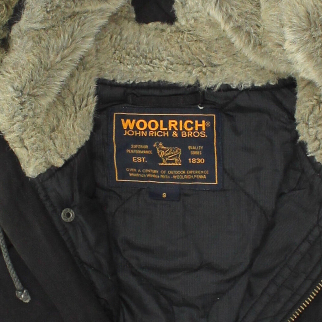 Woolrich Mens Black Faux Fur Hooded Quilted Bomber Jacket | Vintage Designer VTG | Vintage Messina Hembry | Thrift | Second-Hand Messina Hembry | Used Clothing | Messina Hembry 