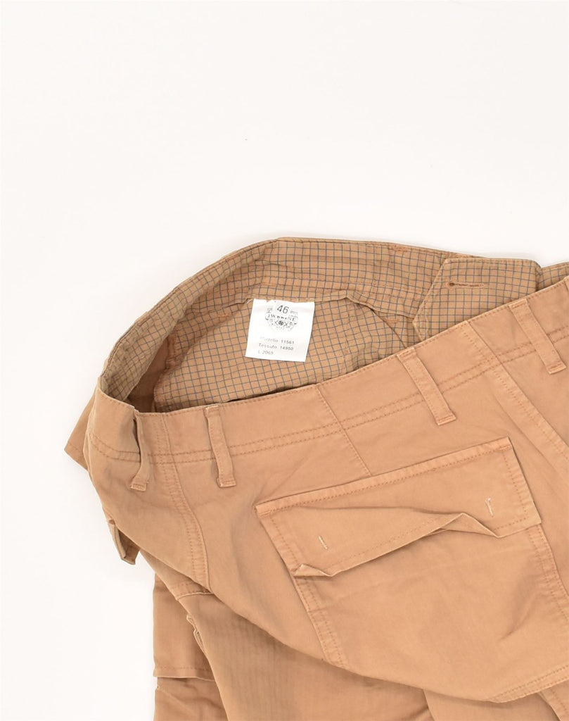 J. CREW Mens Cargo Shorts IT 46 Small W29  Beige Cotton | Vintage J. Crew | Thrift | Second-Hand J. Crew | Used Clothing | Messina Hembry 