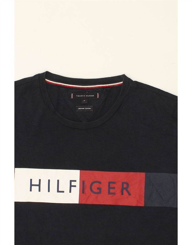 TOMMY HILFIGER Mens Graphic T-Shirt Top Medium Navy Blue Cotton | Vintage Tommy Hilfiger | Thrift | Second-Hand Tommy Hilfiger | Used Clothing | Messina Hembry 