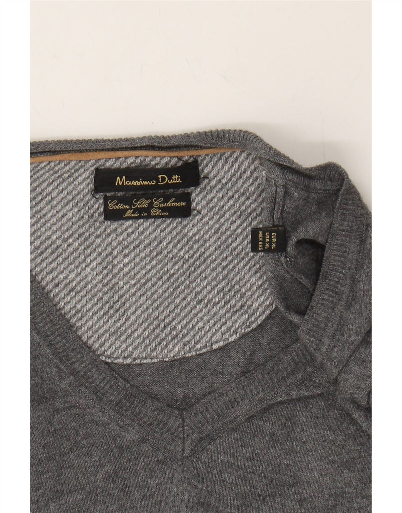 MASSIMO DUTTI Mens V-Neck Jumper Sweater XL Grey Vintage Massimo Dutti and Second-Hand Massimo Dutti from Messina Hembry 