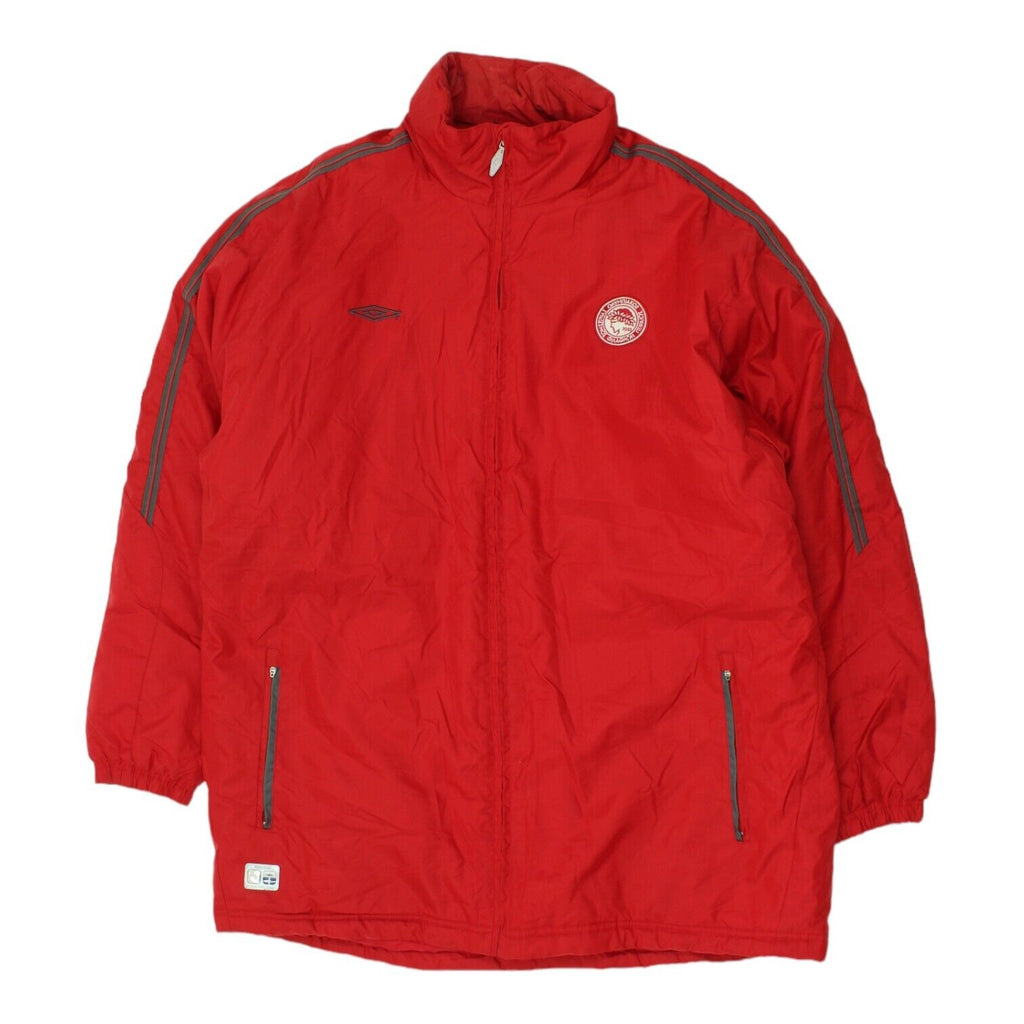 Olympiacos FC Umbro Mens Red Bench Coat Jacket | Vintage Y2K Football Sportswear | Vintage Messina Hembry | Thrift | Second-Hand Messina Hembry | Used Clothing | Messina Hembry 