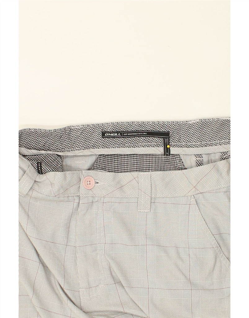 O'NEILL Mens Chino Shorts W36 Large Grey Check Polyester | Vintage O'Neill | Thrift | Second-Hand O'Neill | Used Clothing | Messina Hembry 