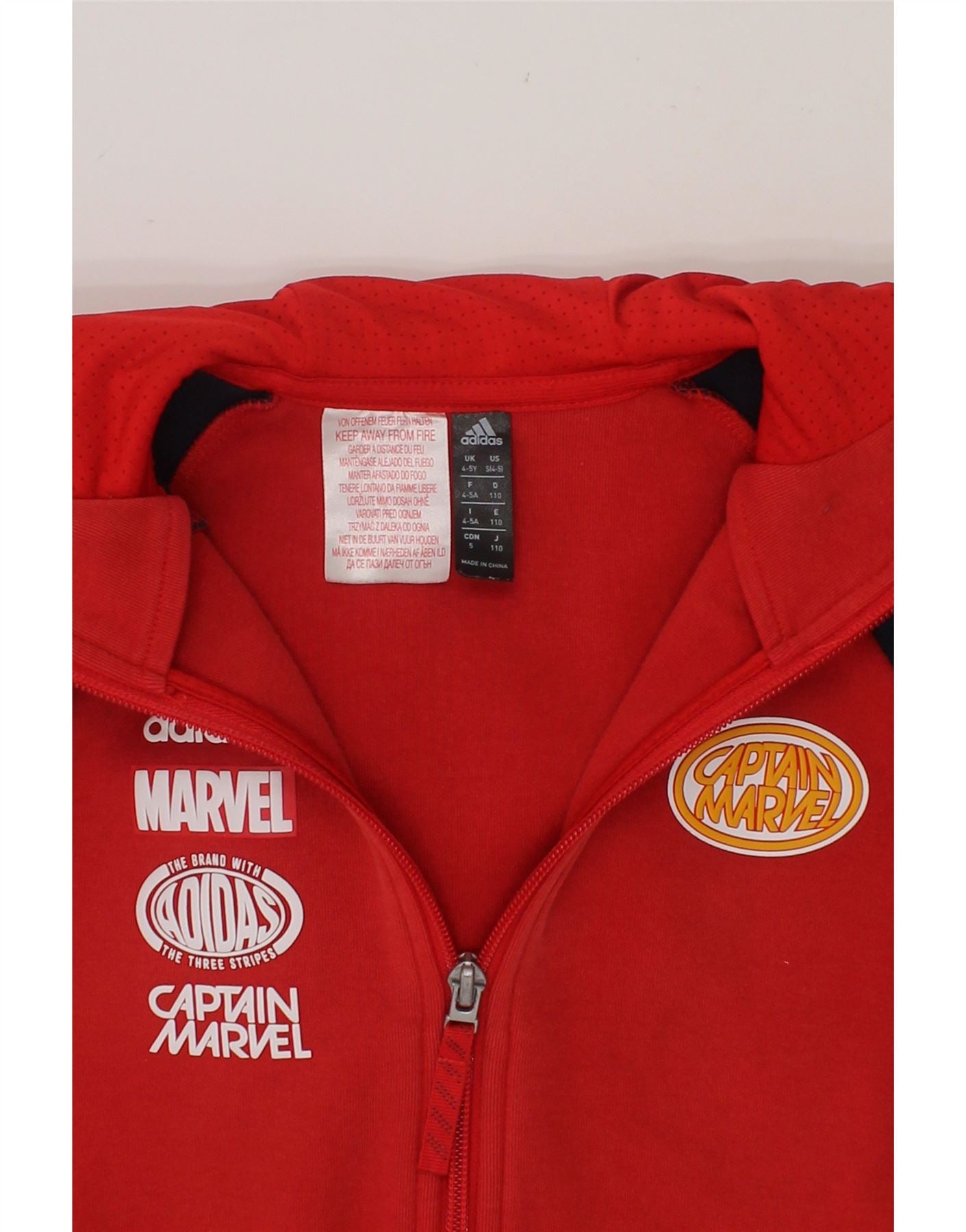 ADIDAS Felpa con cappuccio e zip con grafica Marvel per ragazzi 4 5 anni colore rosso blocchi di colore Abbigliamento vintage e di seconda mano online Messina Hembry