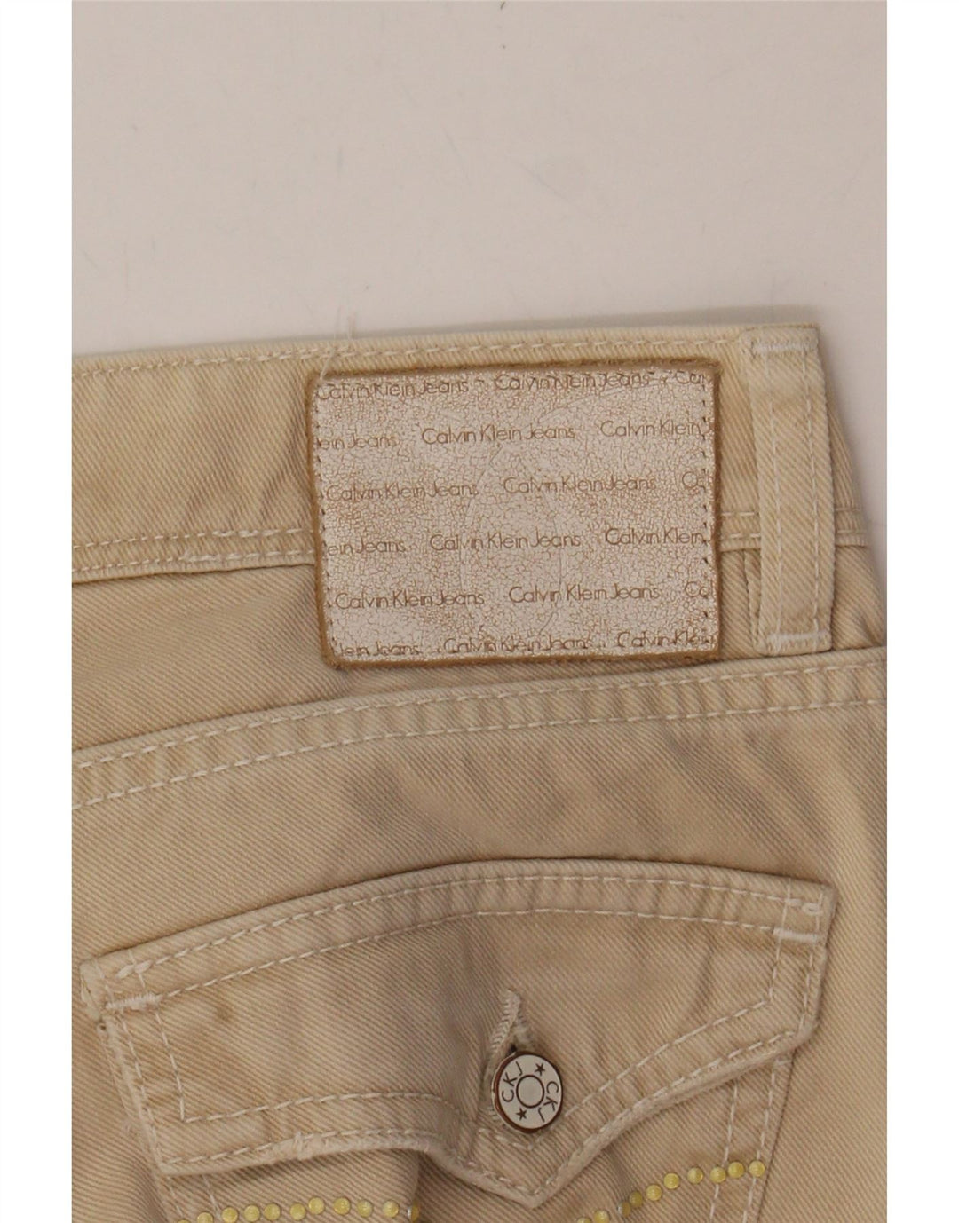 CALVIN KLEIN Womens Distressed Slim Cropped Trousers W30 L25 Beige Vintage Calvin Klein and Second-Hand Calvin Klein from Messina Hembry 