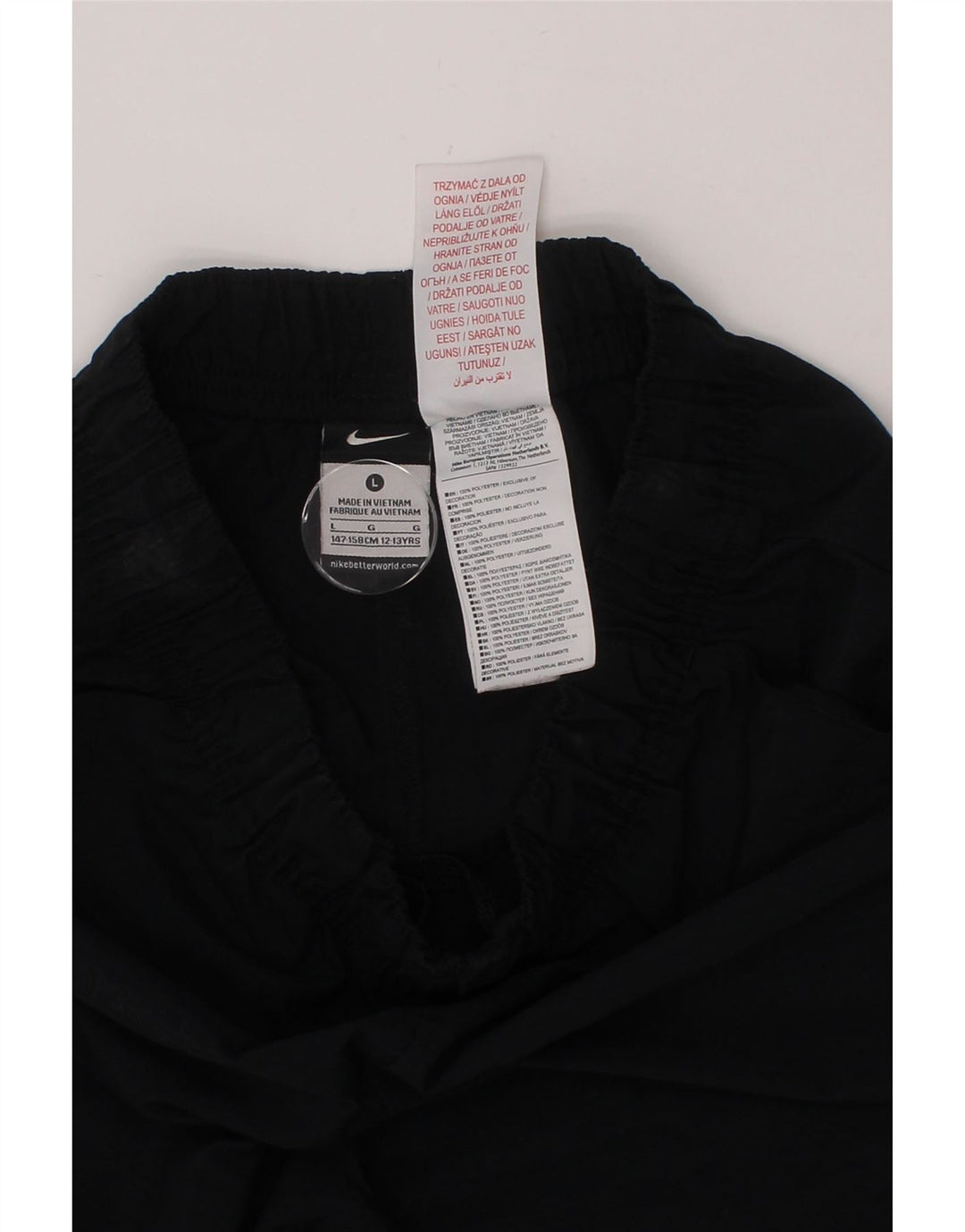 NIKE Boys Graphic Sport Shorts 12-13 Years Large Black Polyester Vintage Nike and Second-Hand Nike from Messina Hembry 