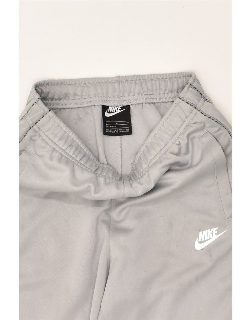 NIKE Boys Tracksuit Trousers Joggers 12-13 Years Large Grey Polyester | Vintage Nike | Thrift | Second-Hand Nike | Used Clothing | Messina Hembry 