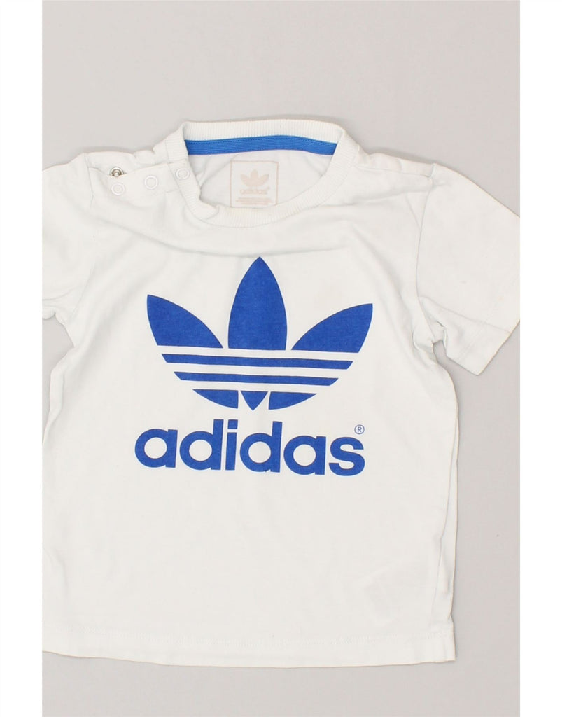 ADIDAS Boys Graphic T-Shirt Top 4-5 Years White Cotton | Vintage Adidas | Thrift | Second-Hand Adidas | Used Clothing | Messina Hembry 