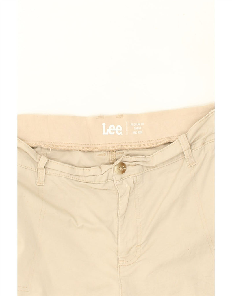 LEE Womens Cargo Shorts W36 XL  Beige Cotton | Vintage Lee | Thrift | Second-Hand Lee | Used Clothing | Messina Hembry 