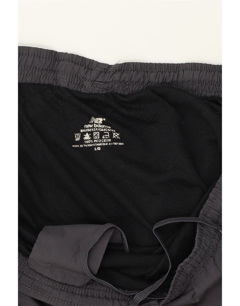 NEW BALANCE Womens Sport Shorts UK 16 Large  Grey Spotted Polyester Vintage New Balance and Second-Hand New Balance from Messina Hembry 