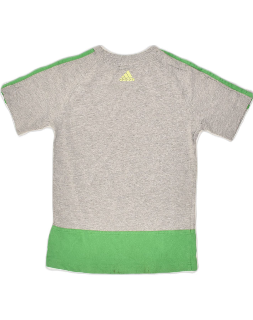 ADIDAS Boys Graphic T-Shirt Top 6-7 Years Grey Colourblock Cotton | Vintage Adidas | Thrift | Second-Hand Adidas | Used Clothing | Messina Hembry 