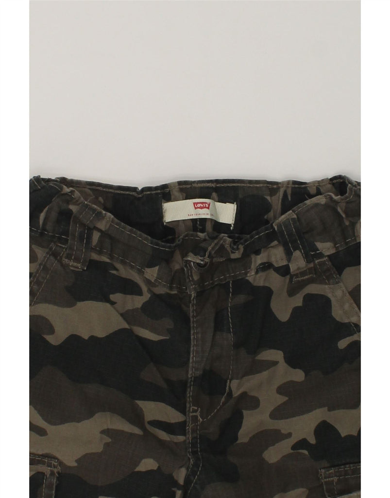 LEVI'S Boys Cargo Shorts 6-7 Years W22  Grey Camouflage | Vintage Levi's | Thrift | Second-Hand Levi's | Used Clothing | Messina Hembry 