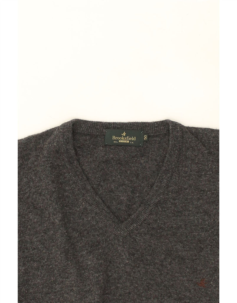 BROOKSFIELD Mens V-Neck Jumper Sweater IT 50 Medium Grey Wool | Vintage Brooksfield | Thrift | Second-Hand Brooksfield | Used Clothing | Messina Hembry 