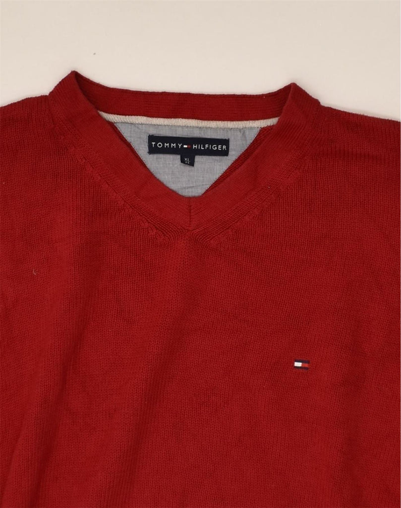 TOMMY HILFIGER Mens V-Neck Jumper Sweater XL Red Cotton | Vintage Tommy Hilfiger | Thrift | Second-Hand Tommy Hilfiger | Used Clothing | Messina Hembry 