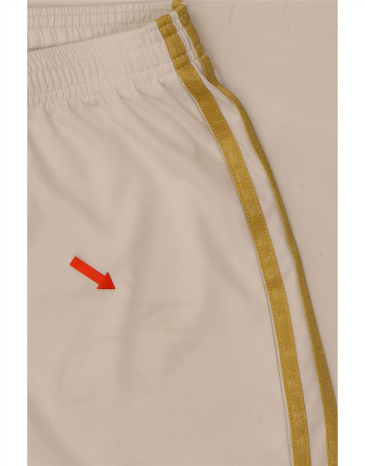 ADIDAS Boys Juventus Sport Shorts 11-12 Years White Polyester Vintage Adidas and Second-Hand Adidas from Messina Hembry 
