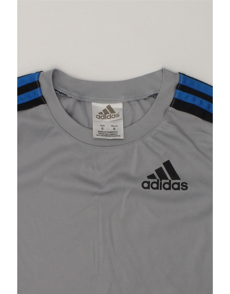 ADIDAS Boys T-Shirt Top 5-6 Years Grey Polyester | Vintage Adidas | Thrift | Second-Hand Adidas | Used Clothing | Messina Hembry 