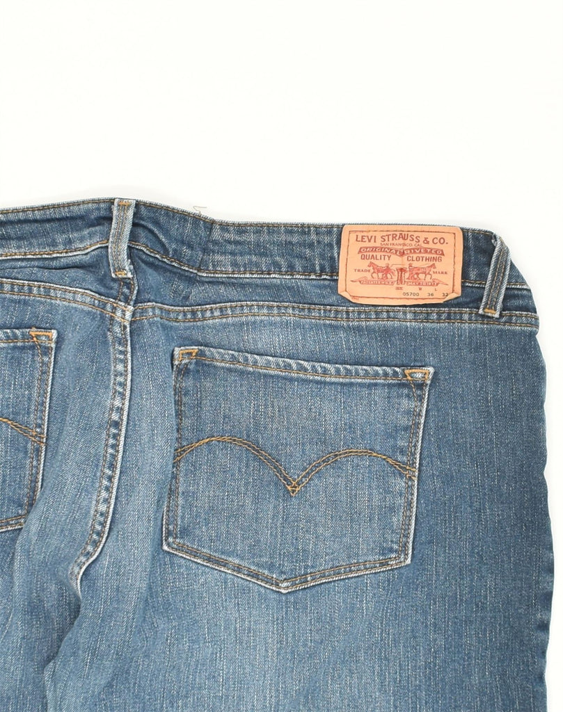 LEVI'S Womens 570 Straight Jeans W36 L28  Blue Cotton | Vintage Levi's | Thrift | Second-Hand Levi's | Used Clothing | Messina Hembry 