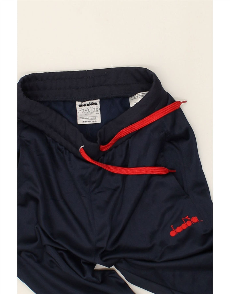 DIADORA Boys Tracksuit Trousers Joggers 12-13 Years XL  Navy Blue | Vintage Diadora | Thrift | Second-Hand Diadora | Used Clothing | Messina Hembry 