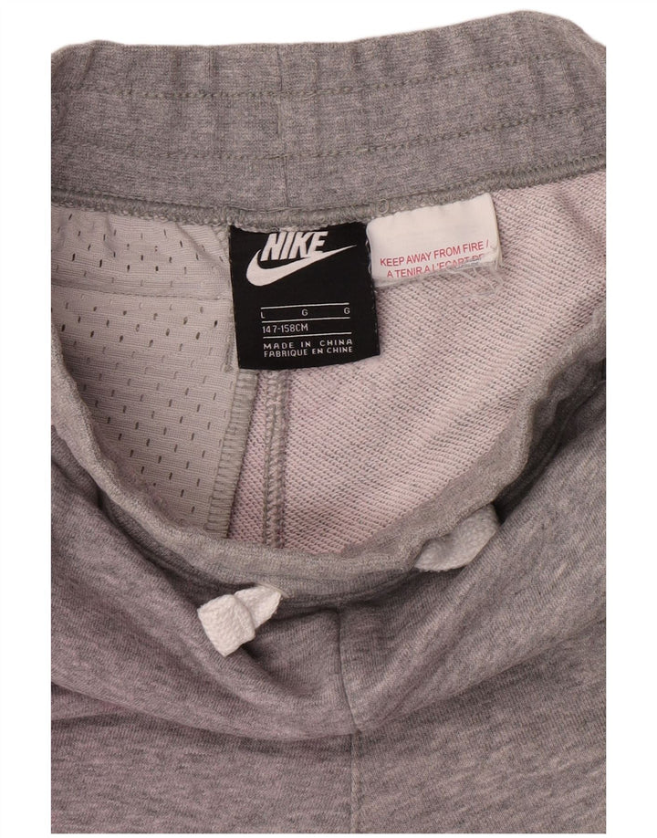 Nike Boys Sport Shorts 12-13 Years Large Grey Colourblock