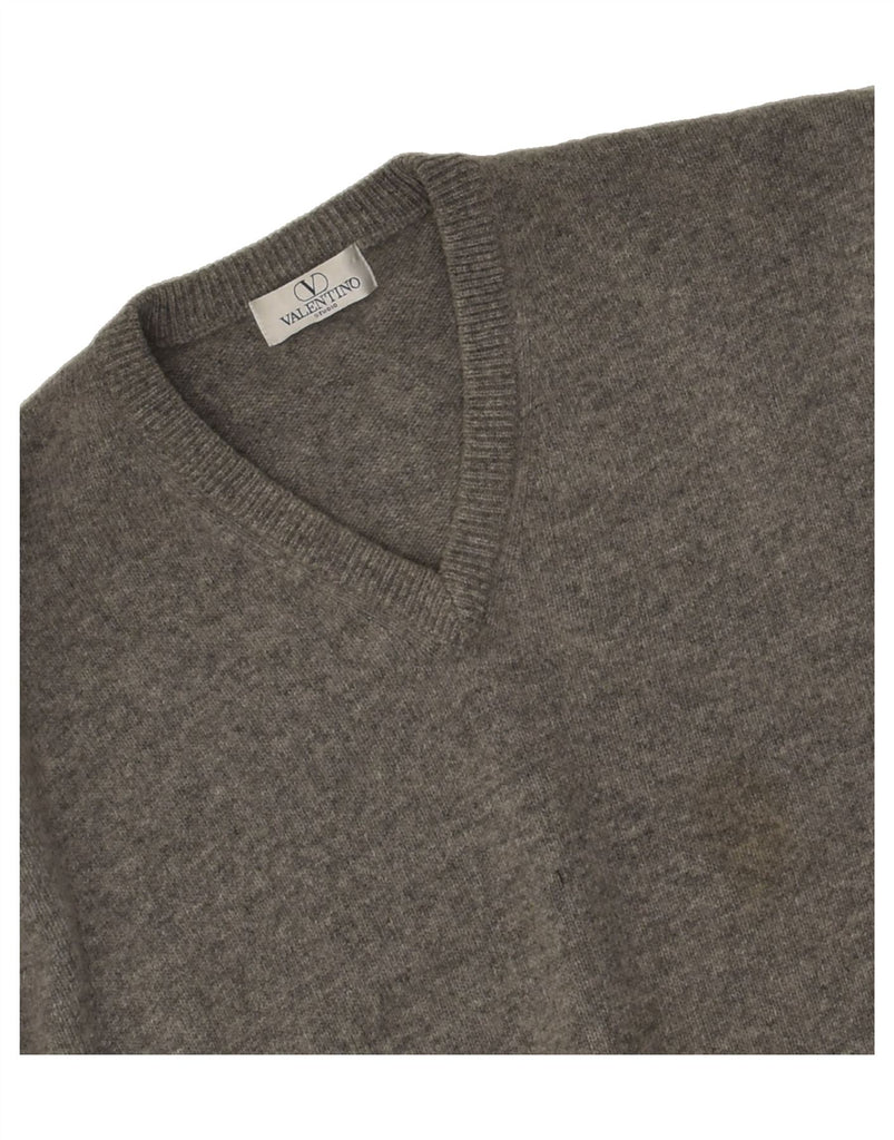 VALENTINO Mens V-Neck Jumper Sweater Large Grey Virgin Wool | Vintage Valentino | Thrift | Second-Hand Valentino | Used Clothing | Messina Hembry 