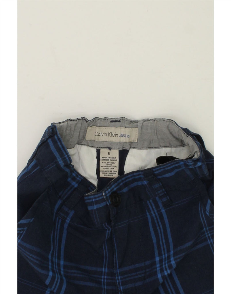 CALVIN KLEIN Boys Chino Shorts 4-5 Years W21 Blue Check Cotton | Vintage Calvin Klein | Thrift | Second-Hand Calvin Klein | Used Clothing | Messina Hembry 