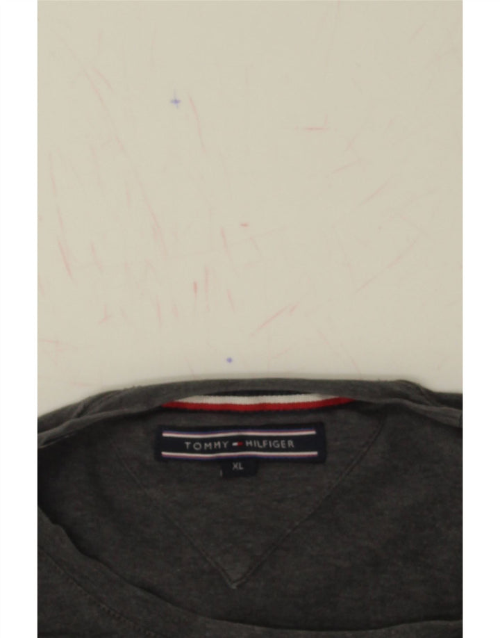 TOMMY HILFIGER Mens Top Long Sleeve XL Grey Cotton Vintage Tommy Hilfiger and Second-Hand Tommy Hilfiger from Messina Hembry 
